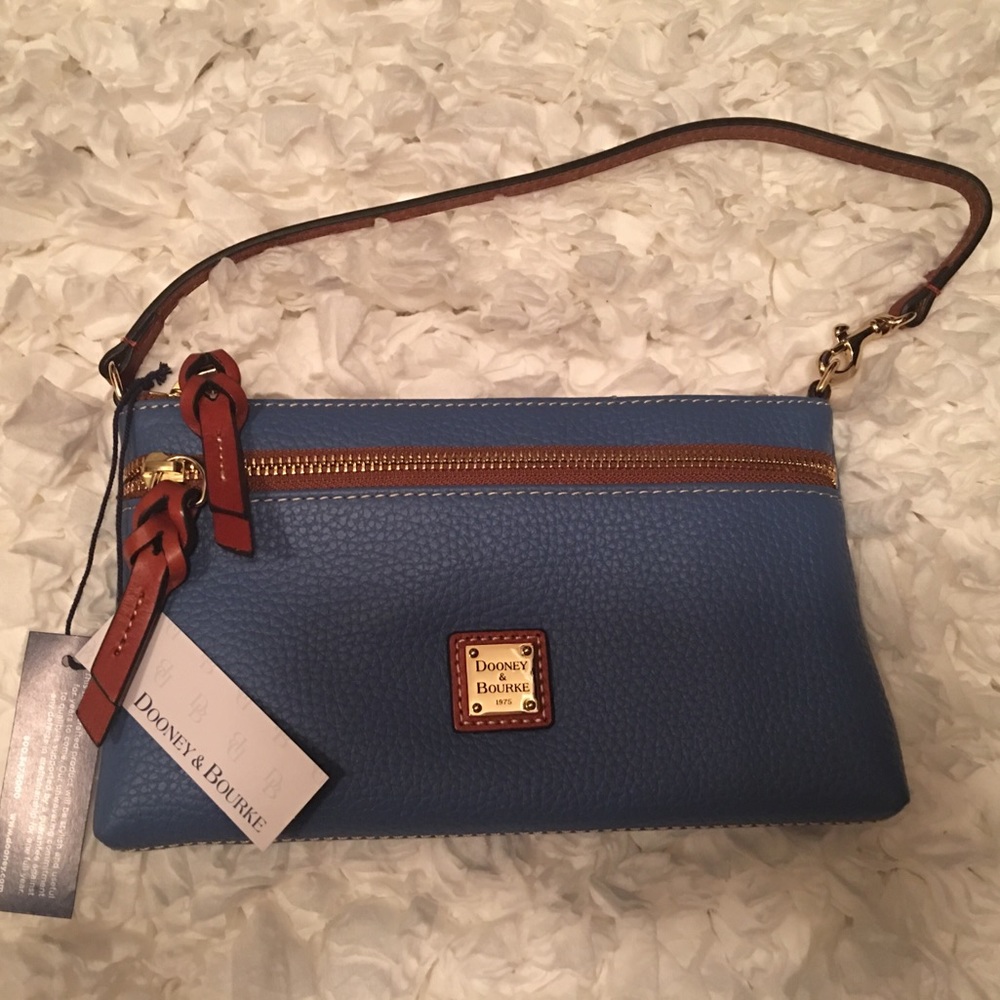 Dooney & Bourke Pebble Grain Large Wristlet